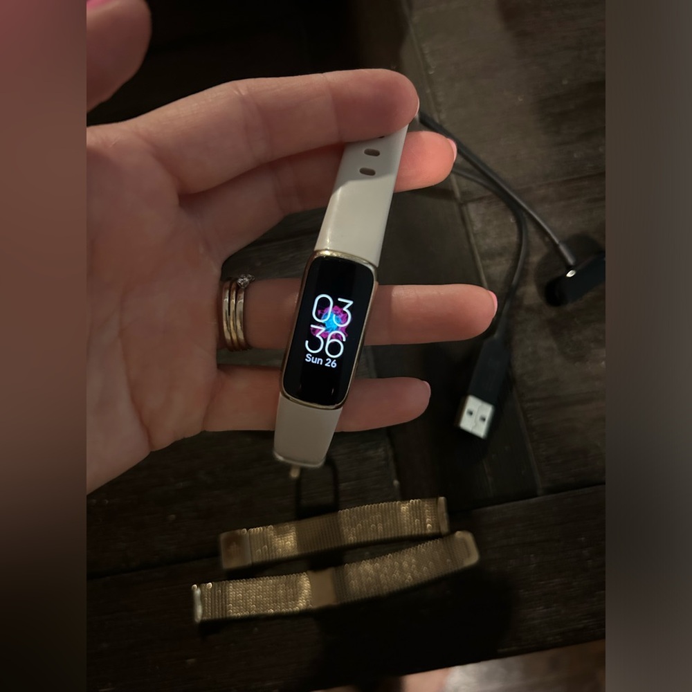 Fitbit Luxe